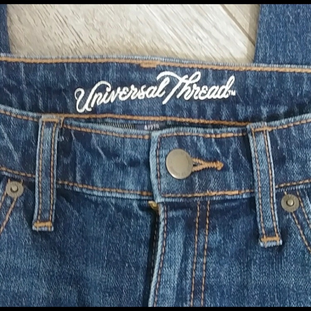 Universal Thread Jeans - Picture 3 of 5